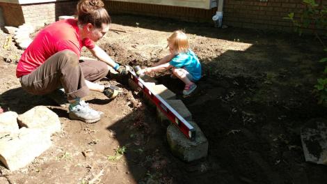 IMG95201805239516504660395BURST003