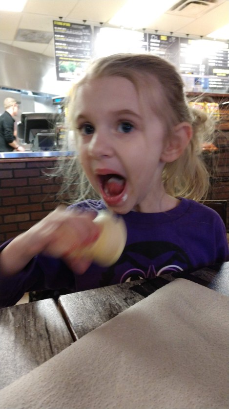 IMG_20190212_171056737_BURST000_COVER_TOP