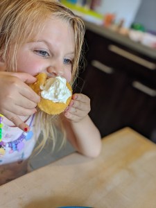 00100trPORTRAIT_00100_BURST20200627151417908_COVER